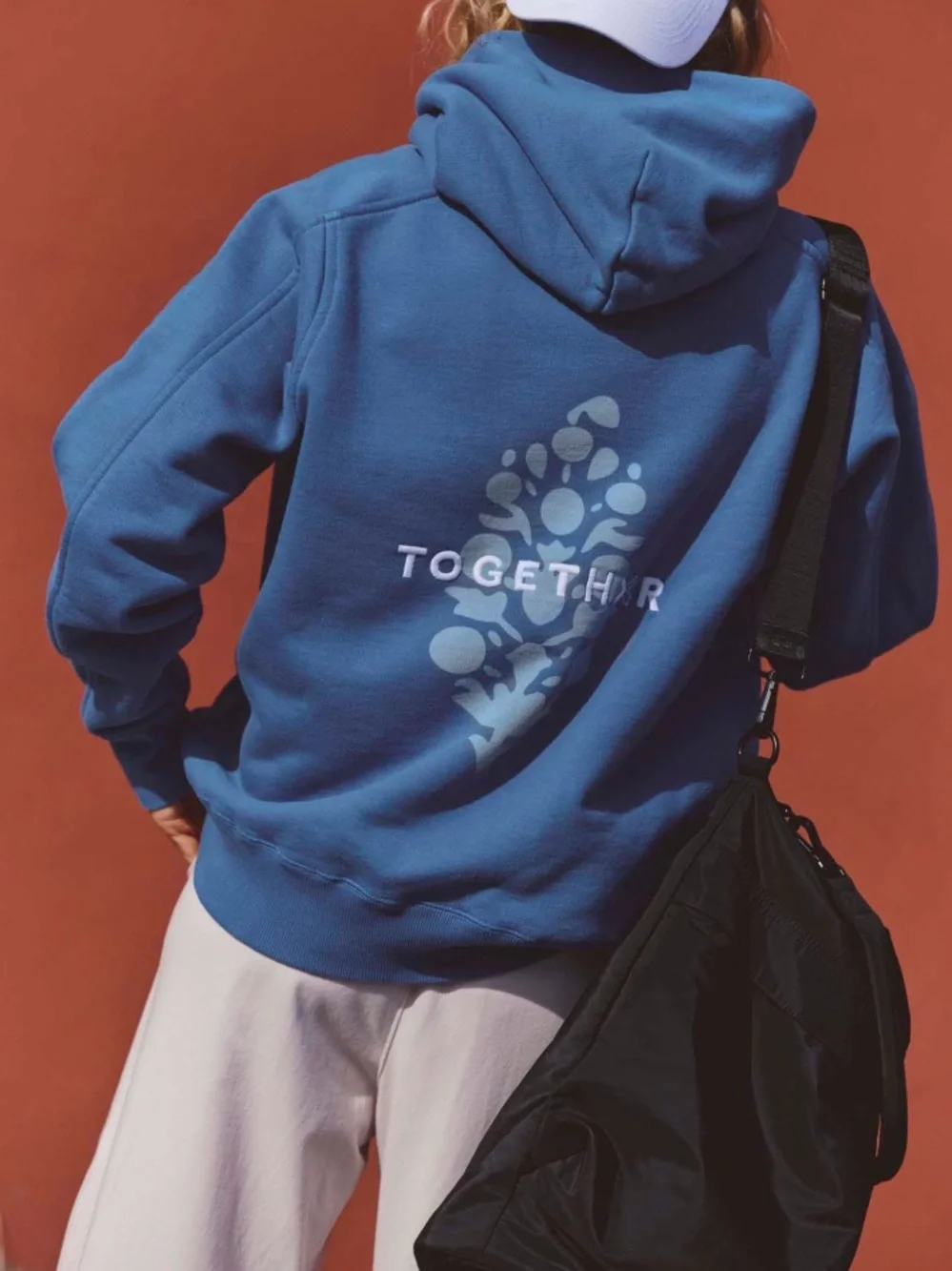 FP Movement Together Women Win Sweatshirt Size S NWT - Picture 3 of 4
